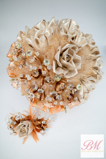 Quinceañera Ramo Gold