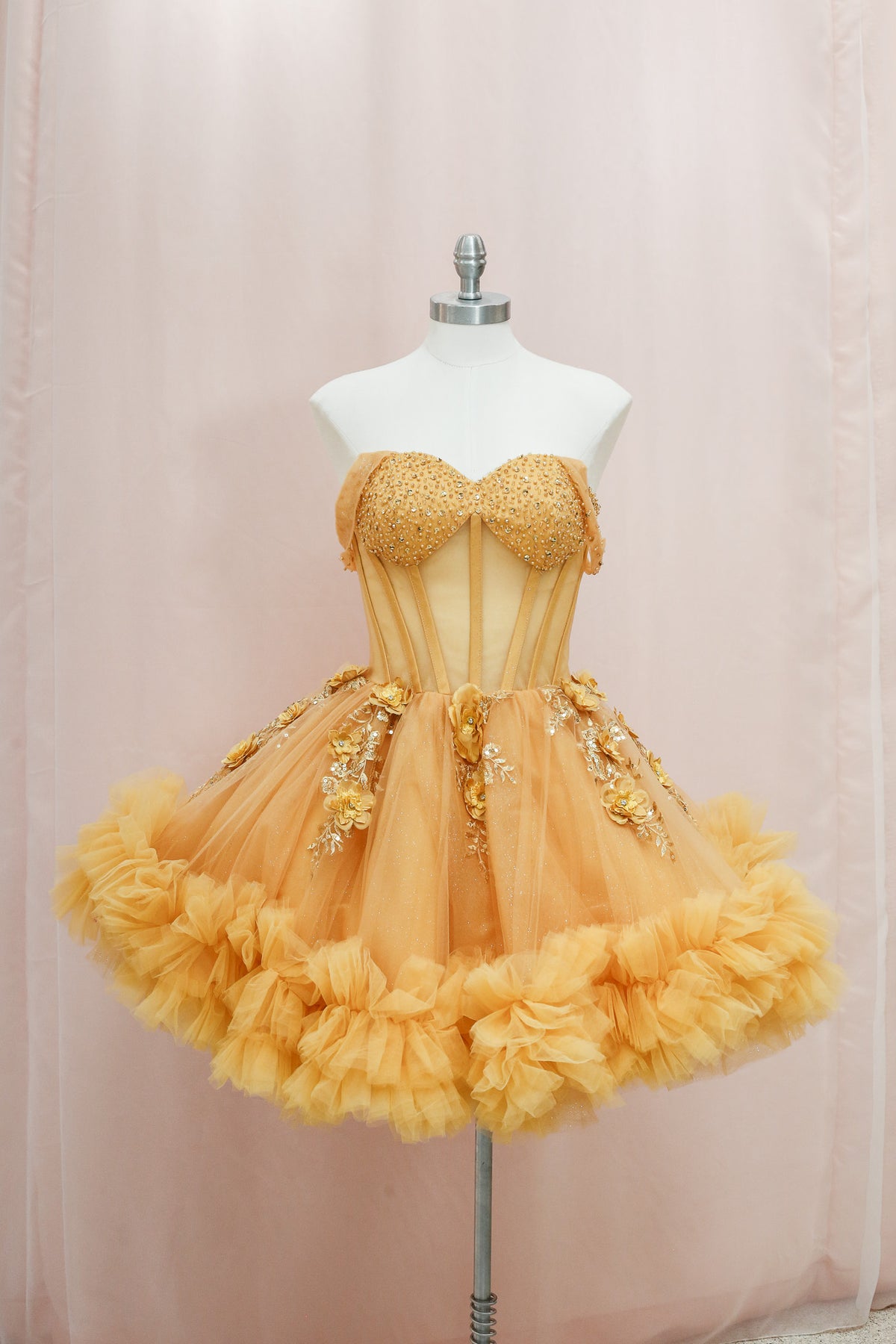 BM1-01 Gold Floral Corset Baile Sorpresa Dress
