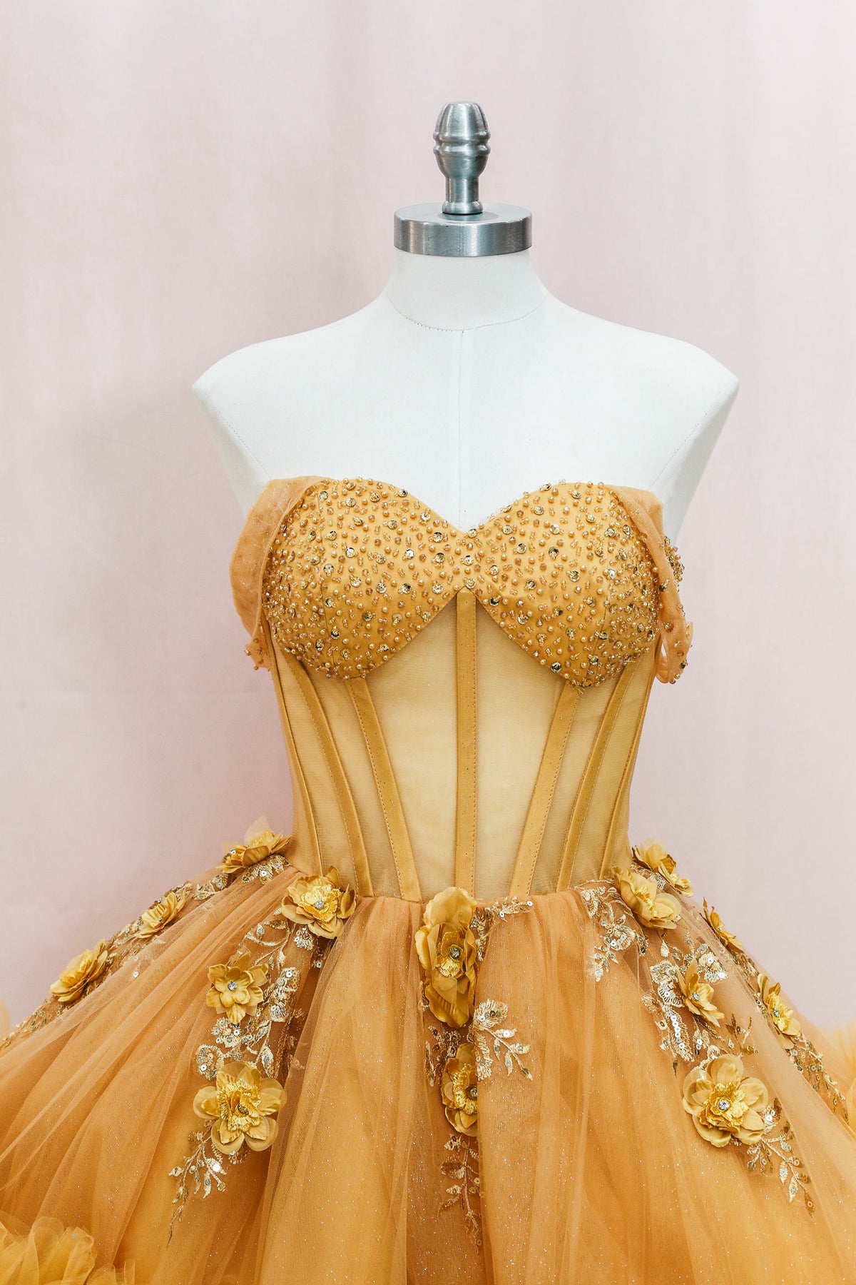 BM1-01 Gold Floral Corset Baile Sorpresa Dress