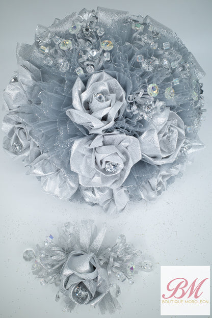 Quinceañera Ramo Light Grey