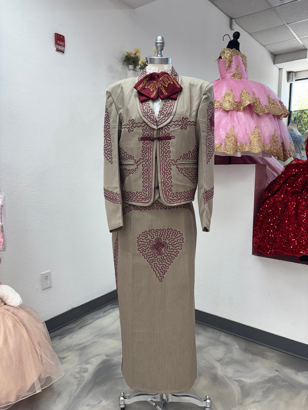Traje Charro Cafecito/Burgandy Mujer Economico — Charro suit Sacramento CA — Boutique Moroleon