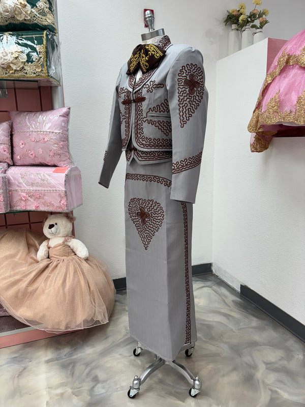 Traje Charro Gris/Burgandy Mujer — alternate view — Boutique Moroleon Sacramento