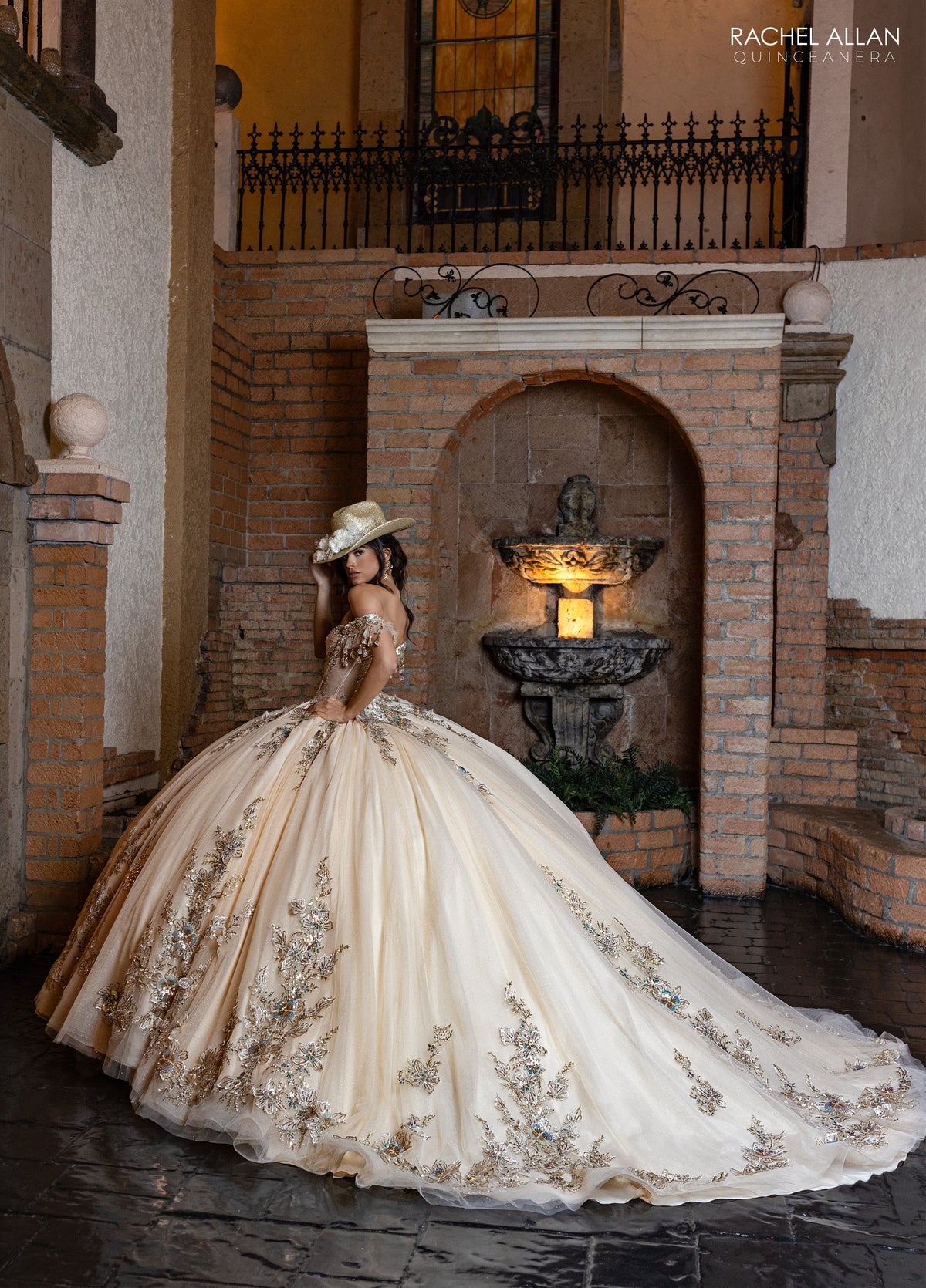 La Reina RQ2228